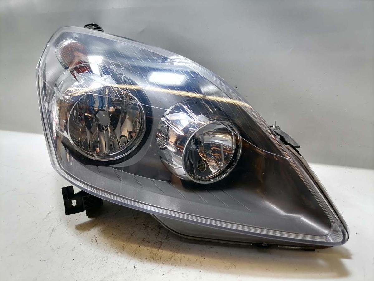 Opel Zafira B Scheinwerfer vorn rechts Halogen Bj.2006